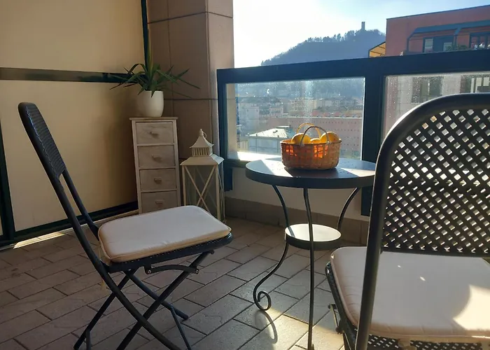 Bilocale Con Terrazzo E Box Auto Su Richiesta