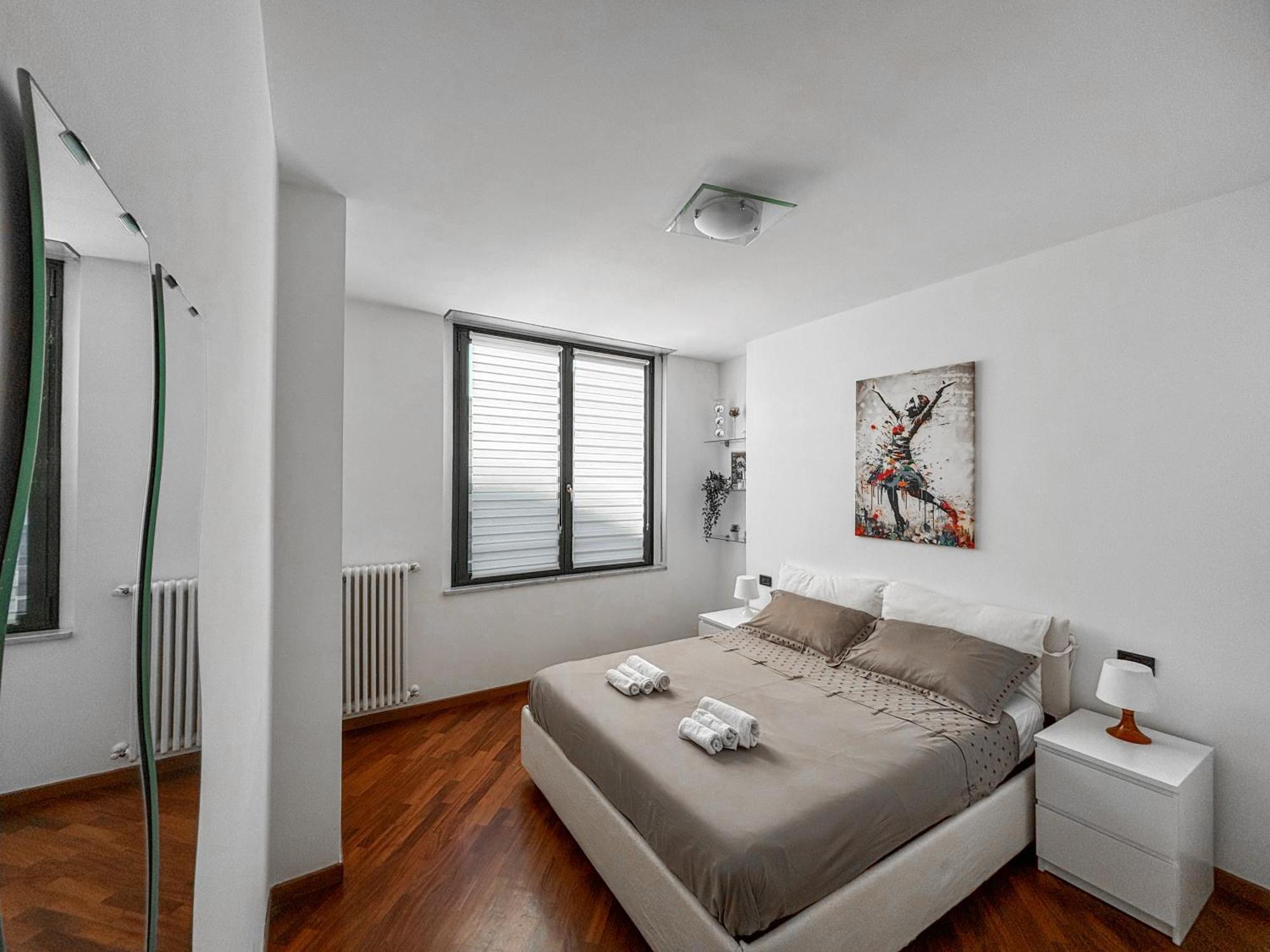 Bilocale Con Terrazzo E Box Auto Su Richiesta Appartement Como
